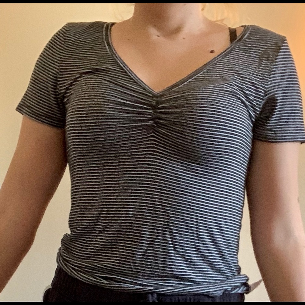 American Eagle tee